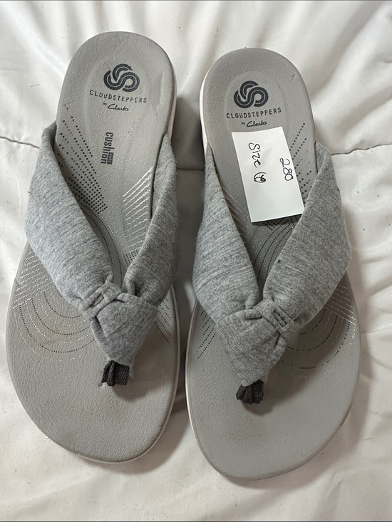 Cloudsteppers by Clarks Shoes - Cloudsteppers by Clarks Light Gray Knotted Fabric Thong Sandals #280